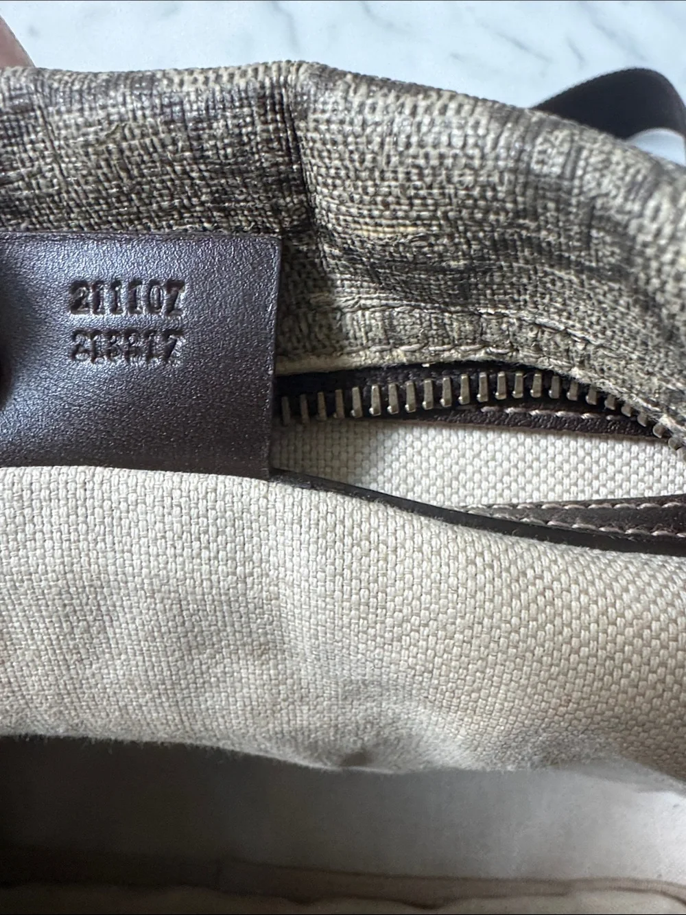 Gucci Supreme Canvas Messenger Bag